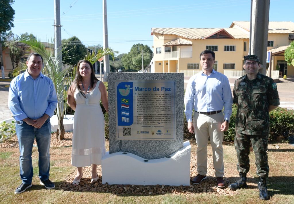 Prefeitura Municipal de Anastácio-MS - Exército realiza cerimônia