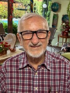 Instituto Morro Azul visita Paulo Corrêa de Oliveira em homenagem aos seus 90 anos